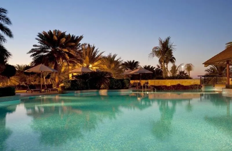 Sheraton Abu Dhabi Resort 5*