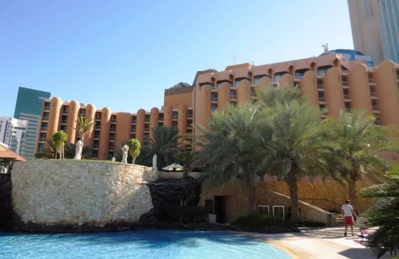 Sheraton Abu Dhabi Resort 5*