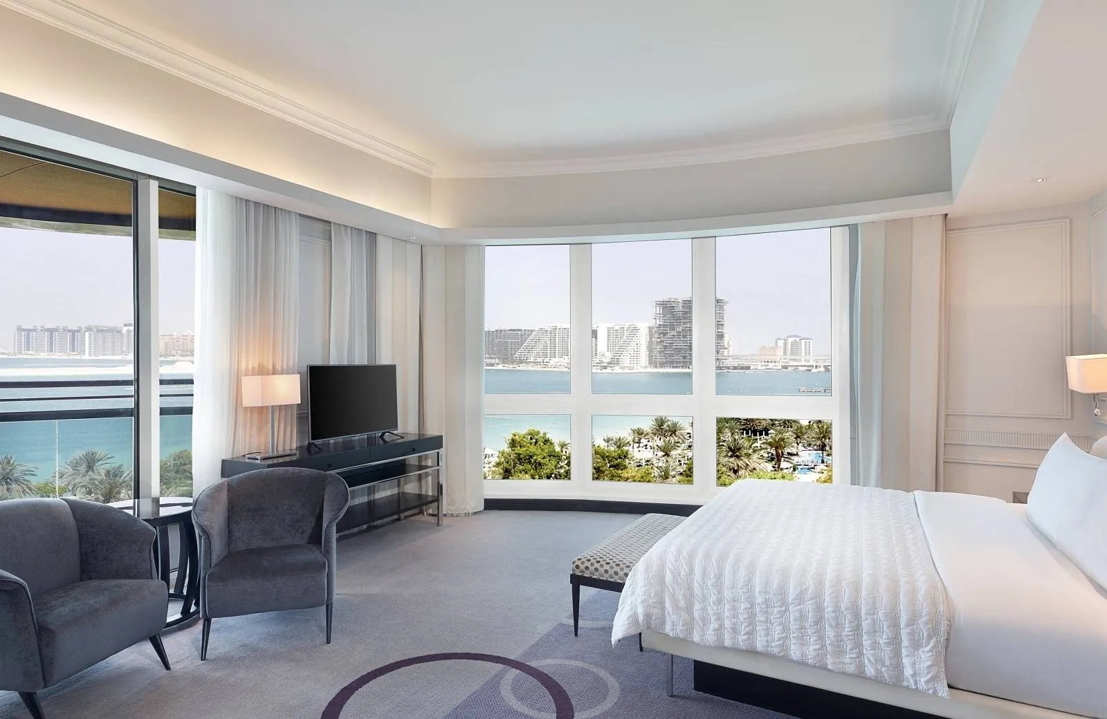 Le Méridien Mina Seyahi Beach Resort & Waterpark 5*