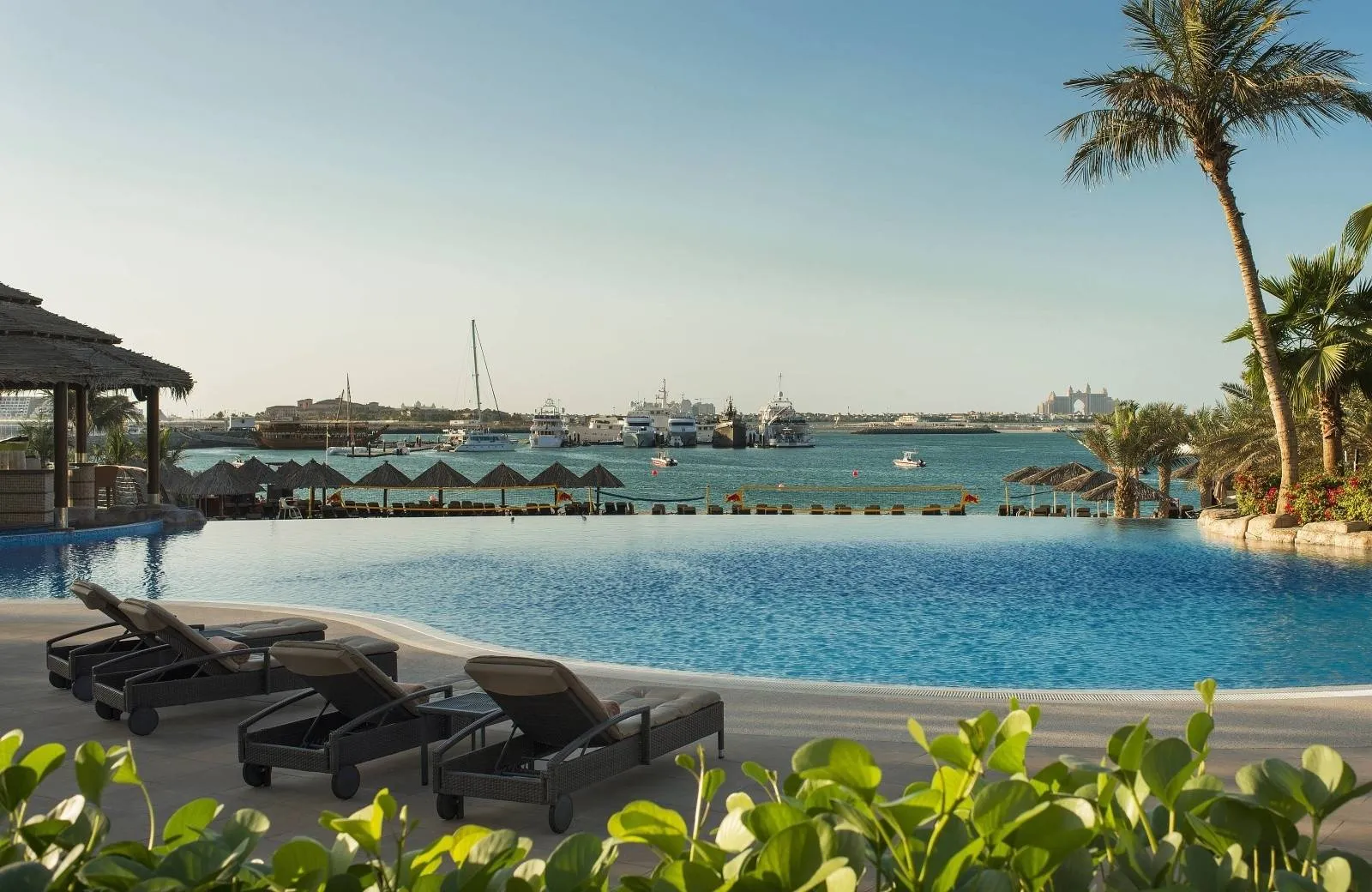 Le Méridien Mina Seyahi Beach Resort & Waterpark 5*