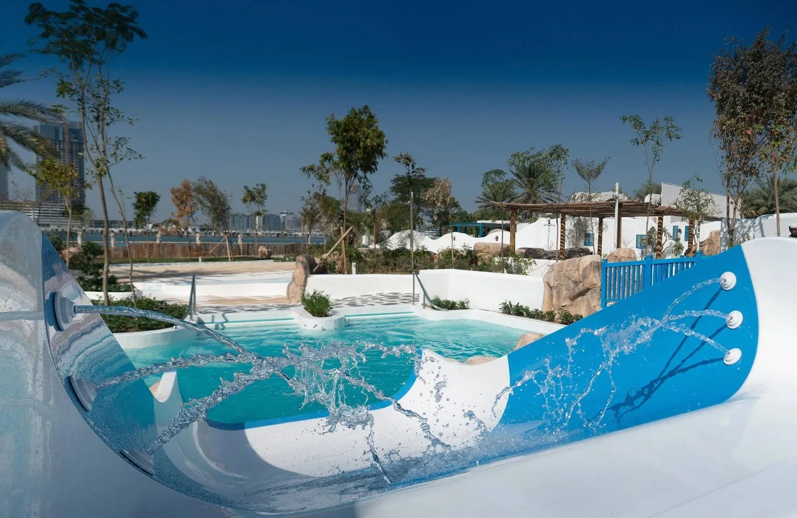 Le Méridien Mina Seyahi Beach Resort & Waterpark 5*