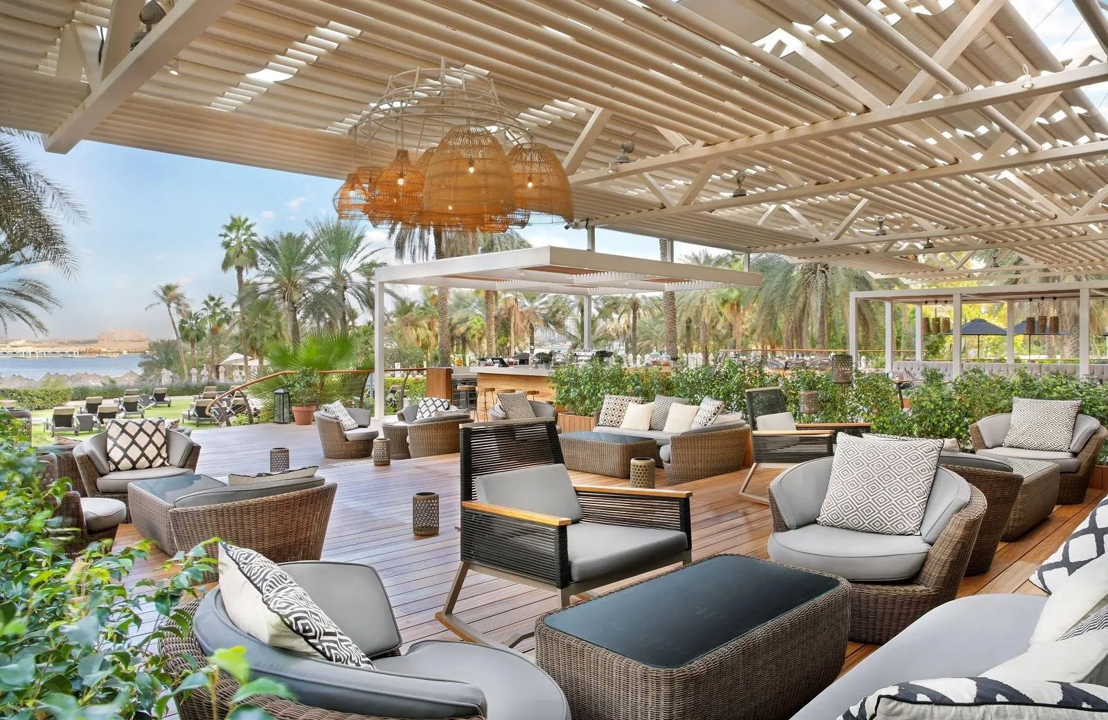 Le Méridien Mina Seyahi Beach Resort & Waterpark 5*