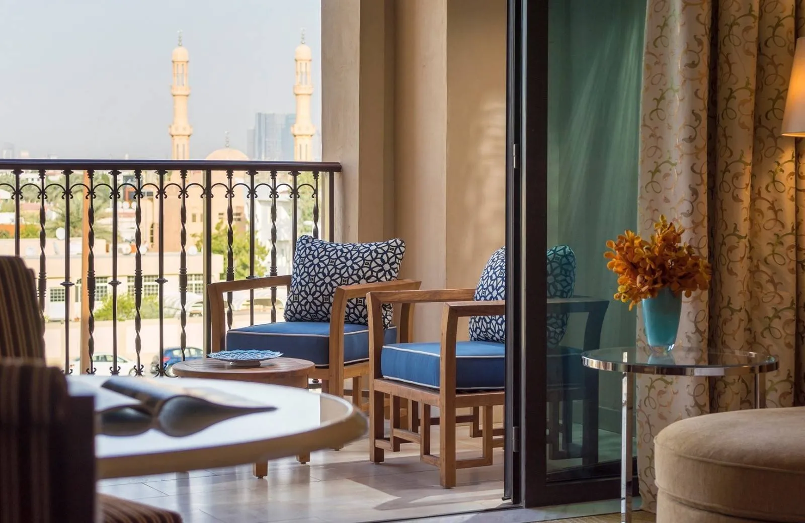 Four Seasons Resort Dubai At Jumeirah Beach 5*
