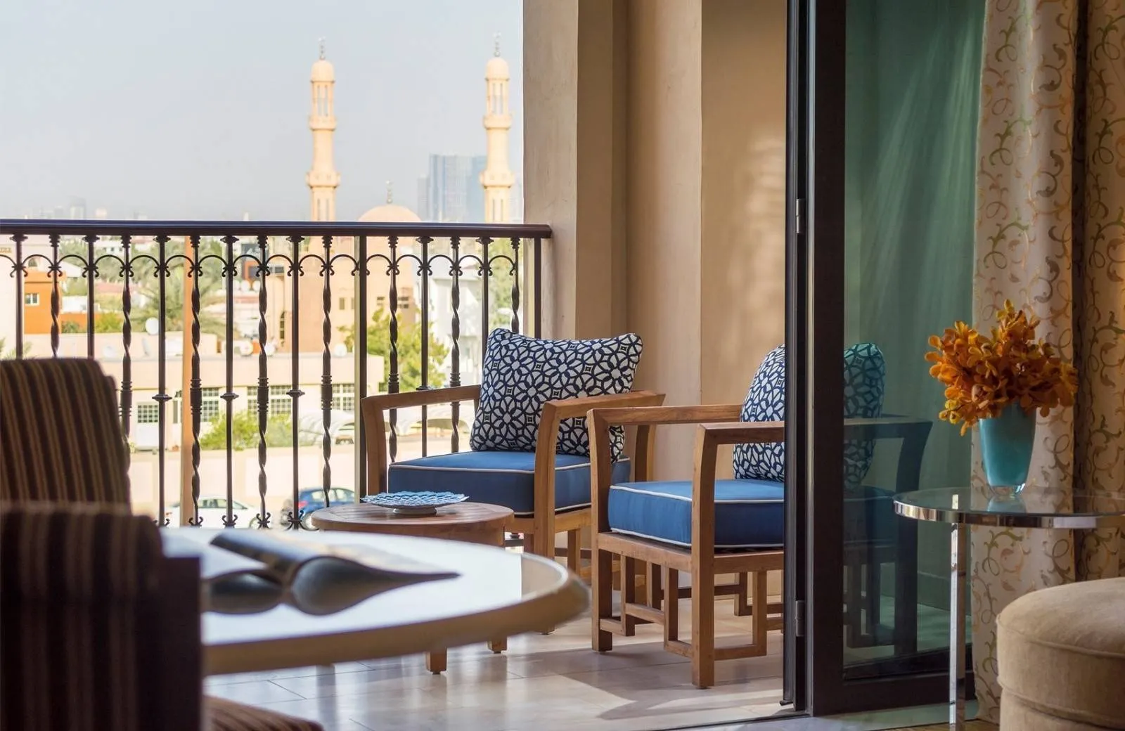 Four Seasons Resort Dubai At Jumeirah Beach 5*