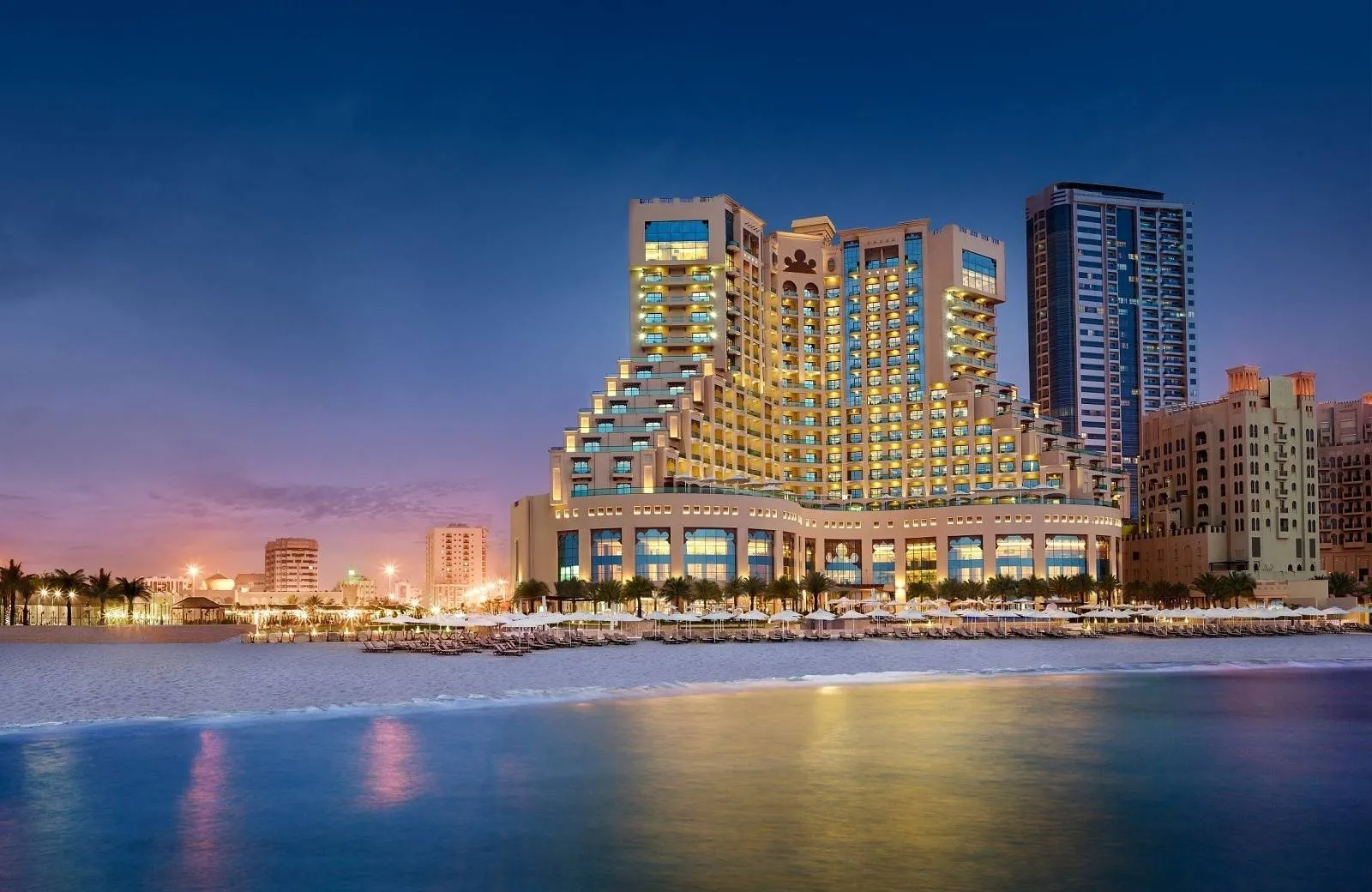 Fairmont Ajman 5*