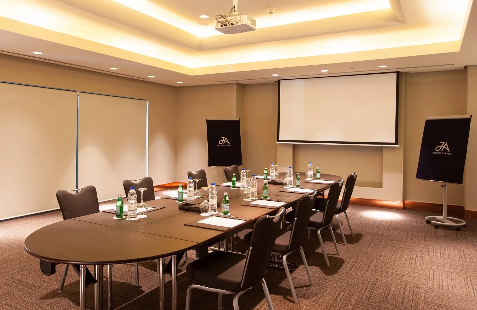 JA Ocean View Hotel 5*