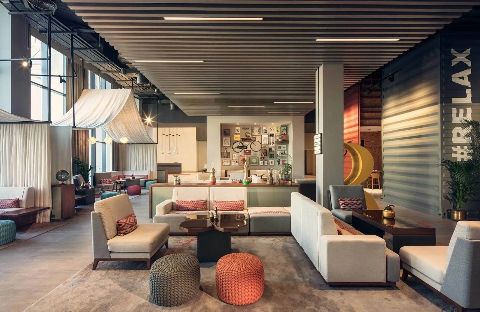 Rove Downtown Dubai 3*