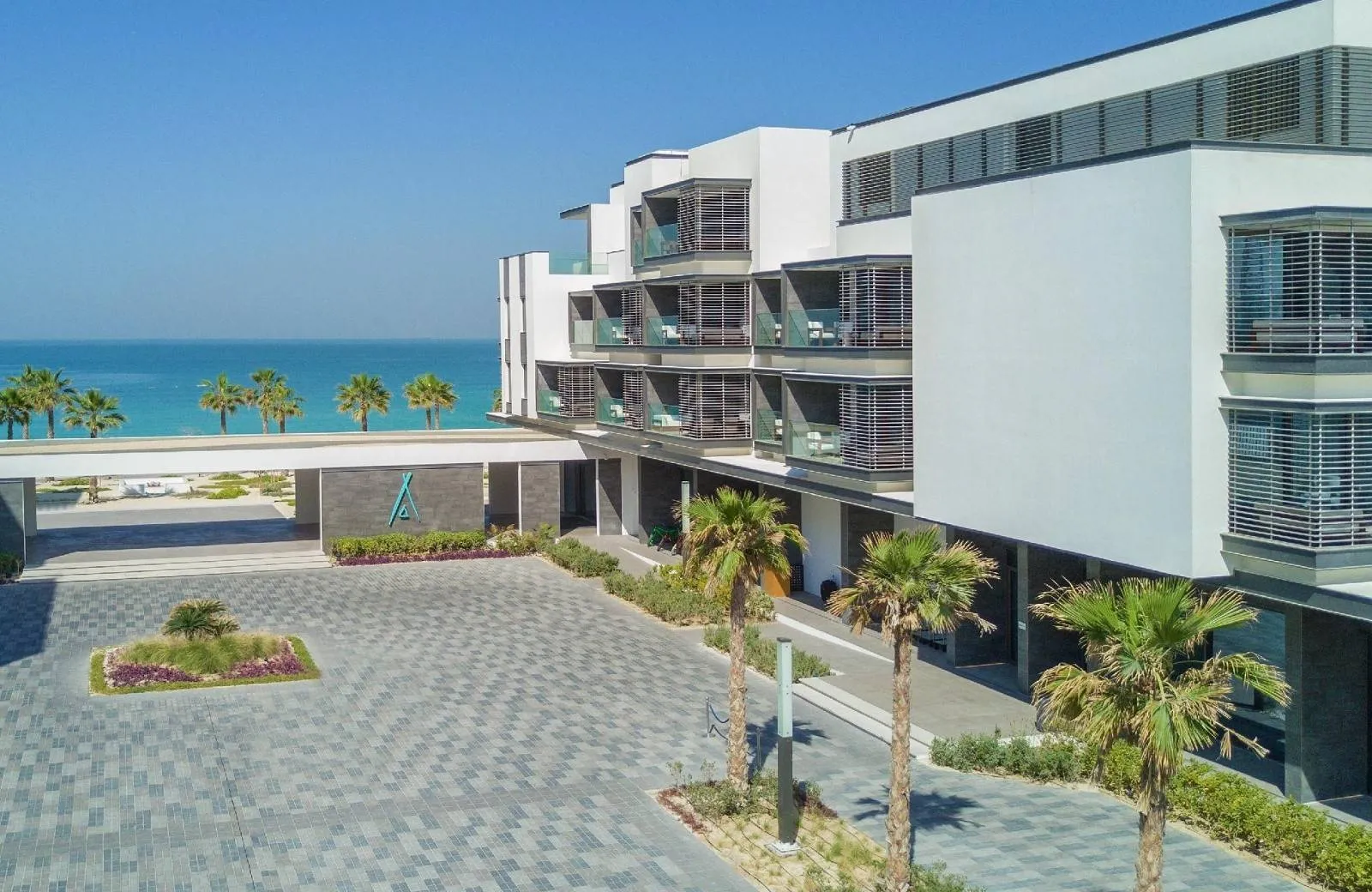 Nikki Beach Resort & Spa Dubai 5*