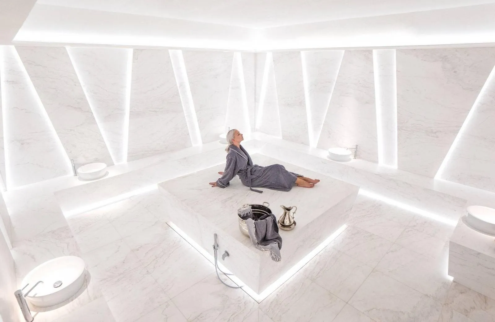 Nikki Beach Resort & Spa Dubai 5*