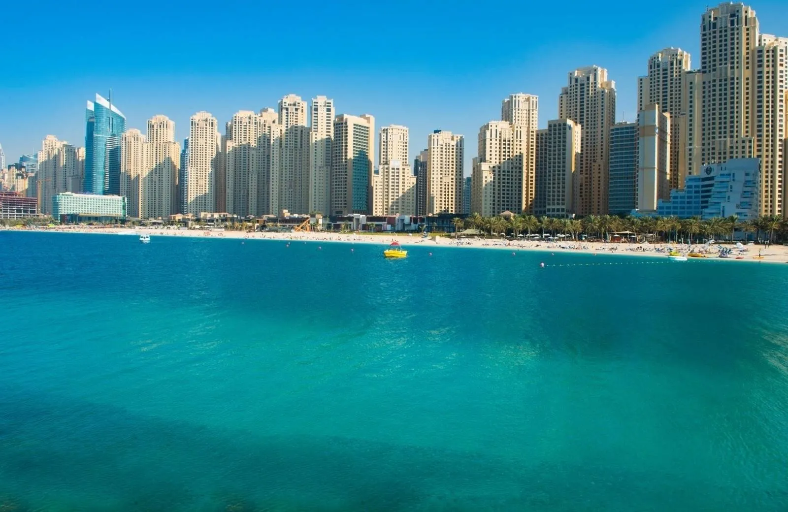 Roda Amwaj Suites 4*