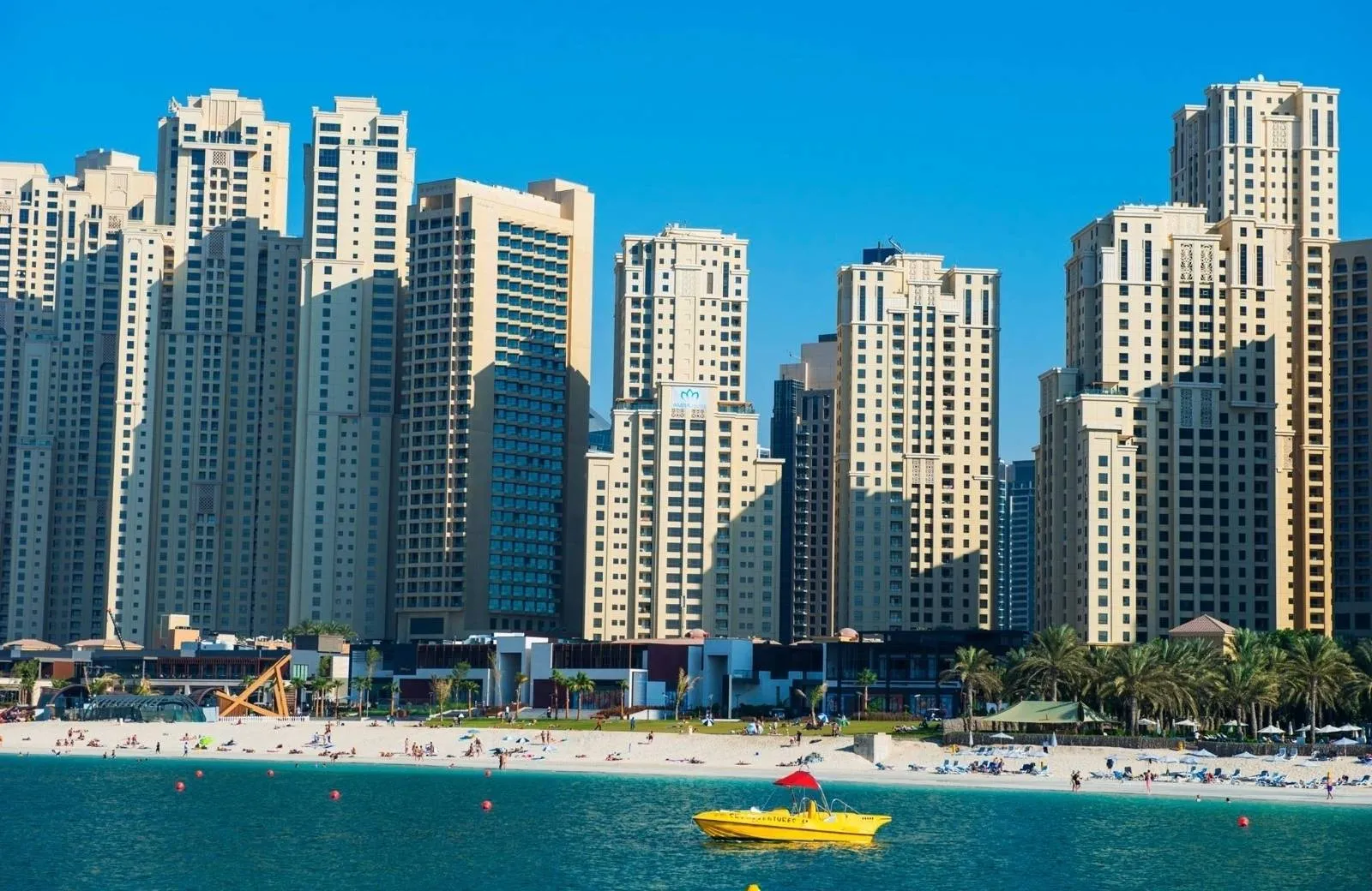 Roda Amwaj Suites 4*