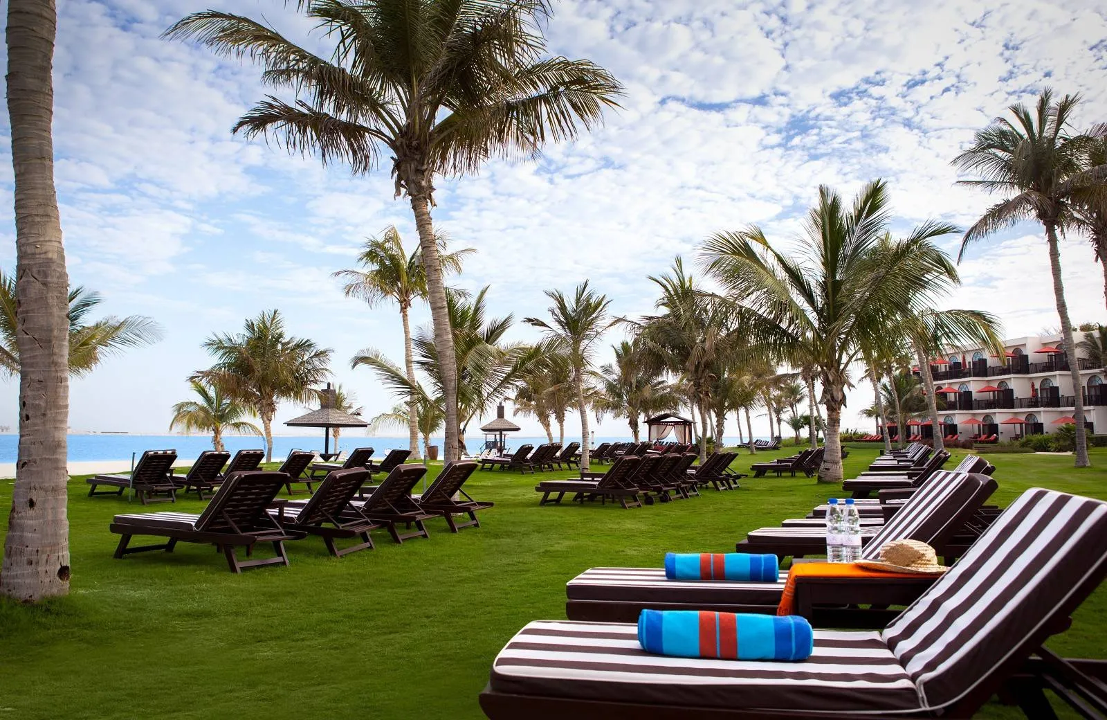 JA Palm Tree Court 5*