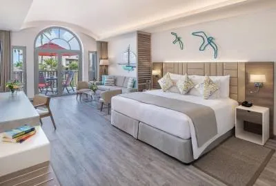 JA Palm Tree Court 5*