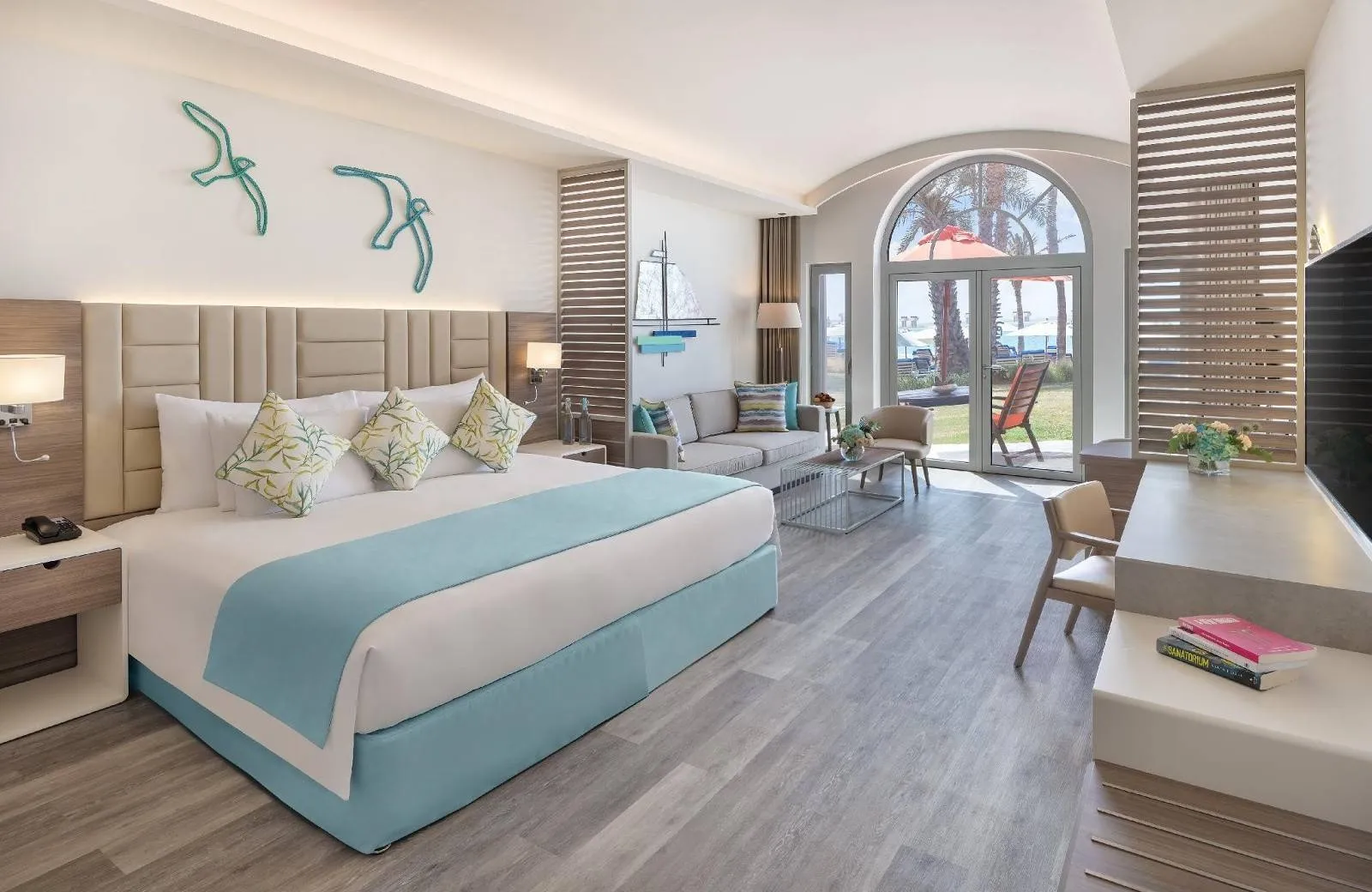 JA Palm Tree Court 5*