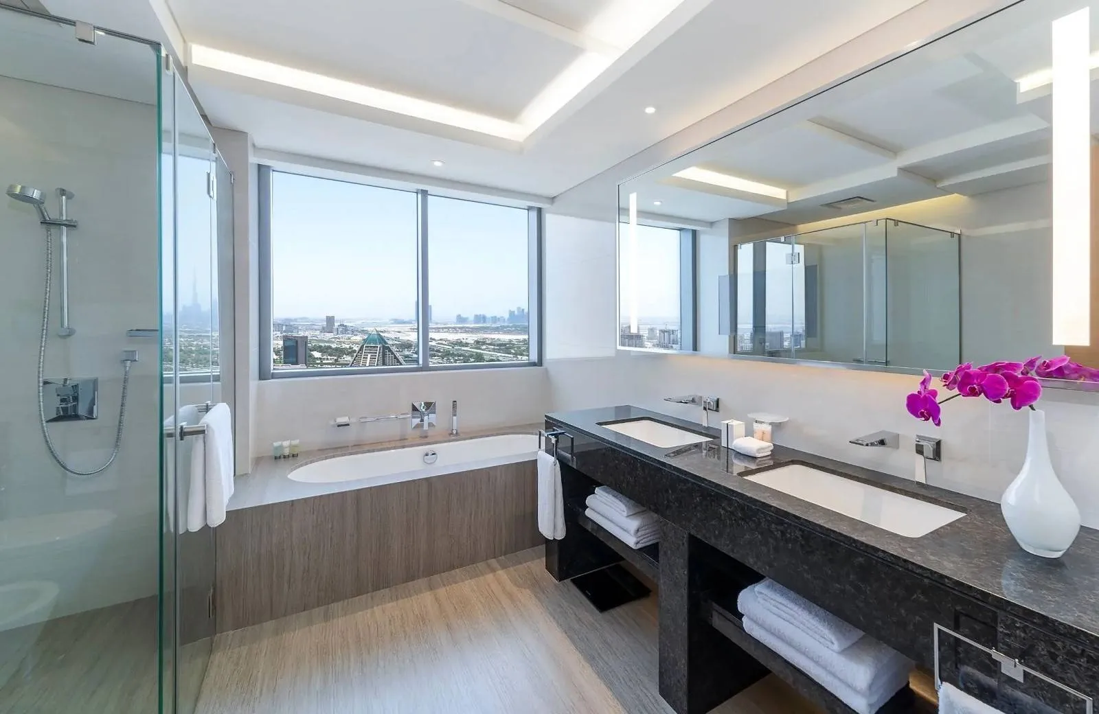 Hyatt Regency Dubai Creek Heights 5*