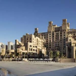 Sheraton Sharjah Beach Resort & Spa 5*