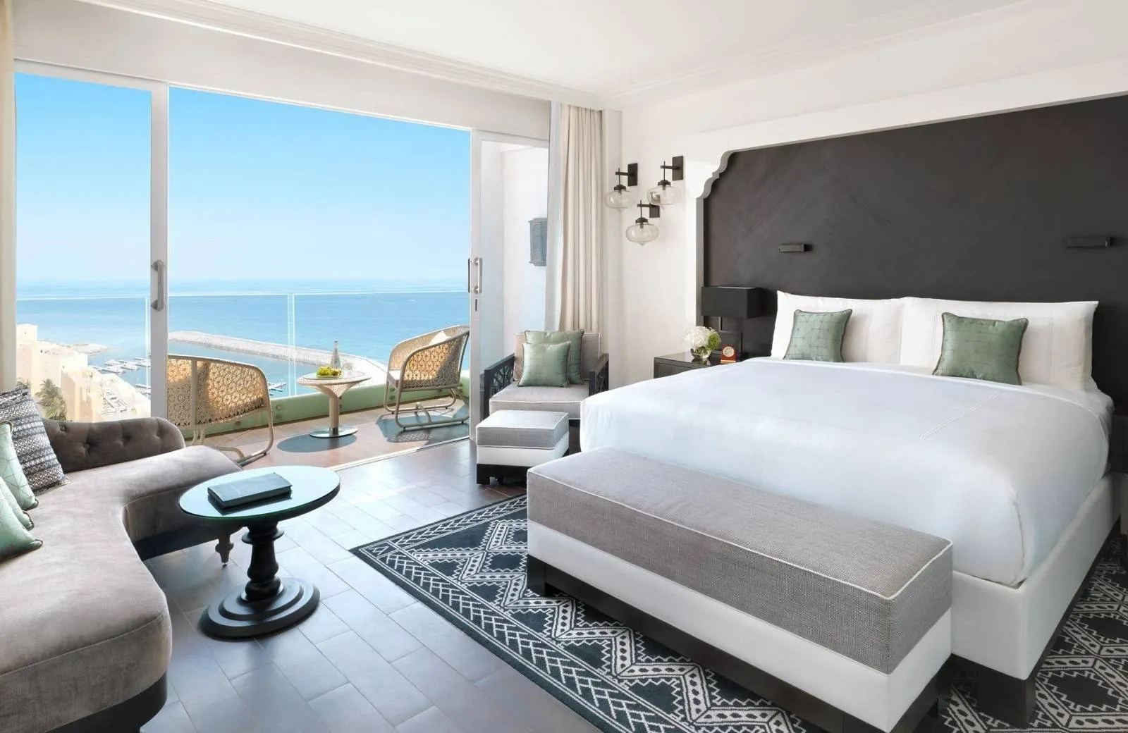 Fairmont Fujairah Beach Resort 5*