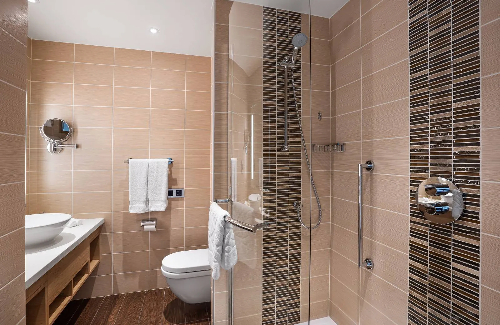 Hilton Garden Inn Dubai, Mall Avenue 4*