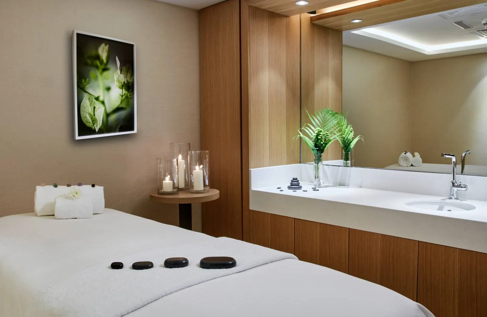 Hilton Garden Inn Dubai, Mall Avenue 4*