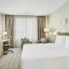 Hilton Garden Inn Dubai, Mall Avenue 4*