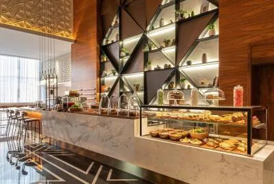 Sheraton Grand Hotel, Dubai 5*