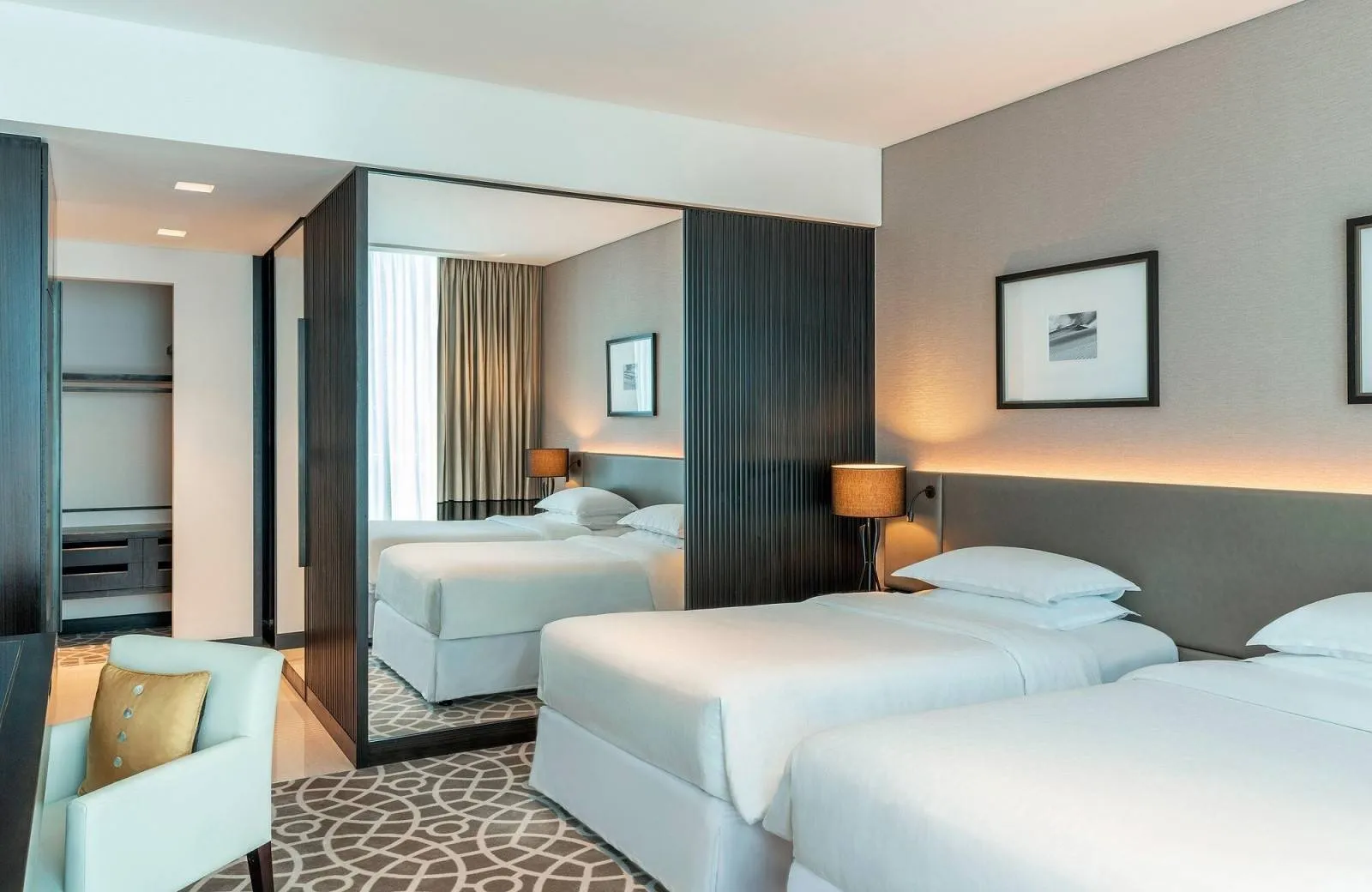 Sheraton Grand Hotel, Dubai 5*