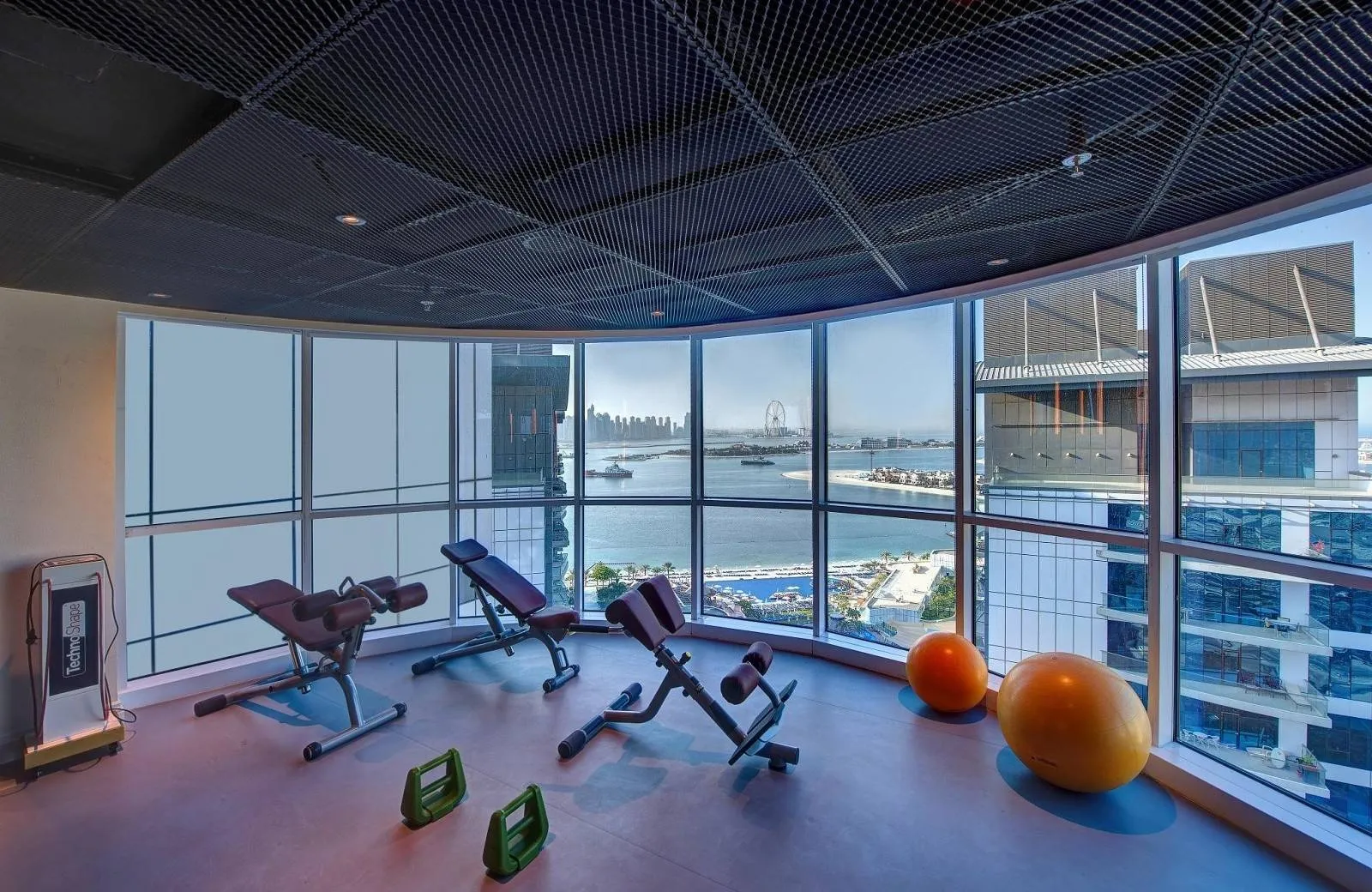 Dukes The Palm, a Royal Hideaway Hotel 5*