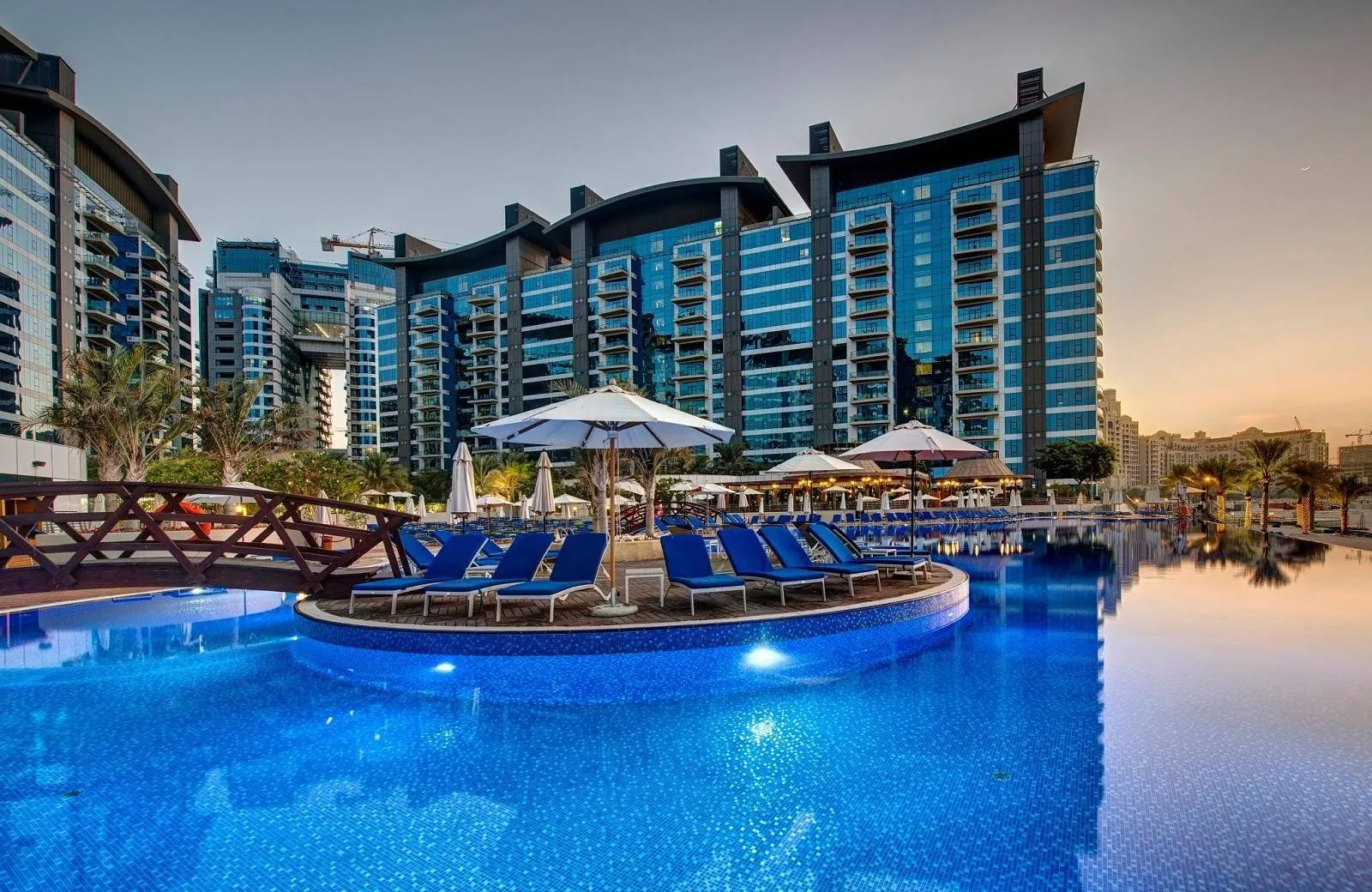 Dukes The Palm, a Royal Hideaway Hotel 5*