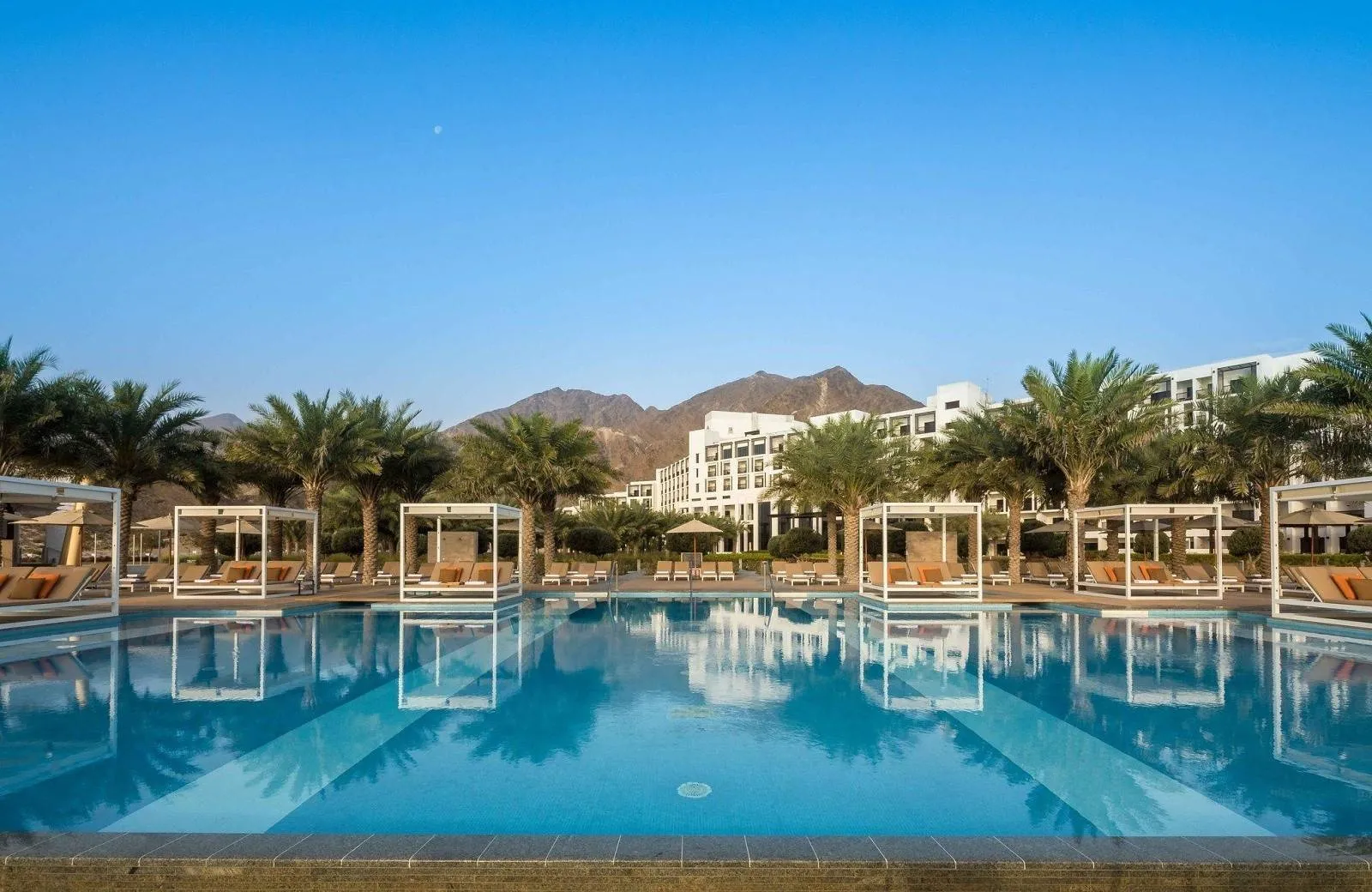 InterContinental Fujairah Resort 5*