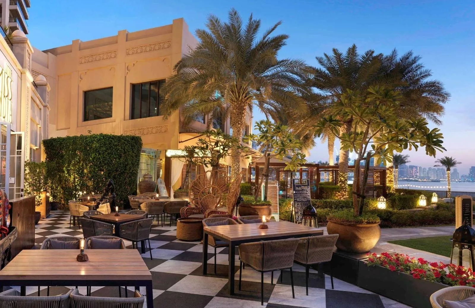 Fairmont The Palm 5*