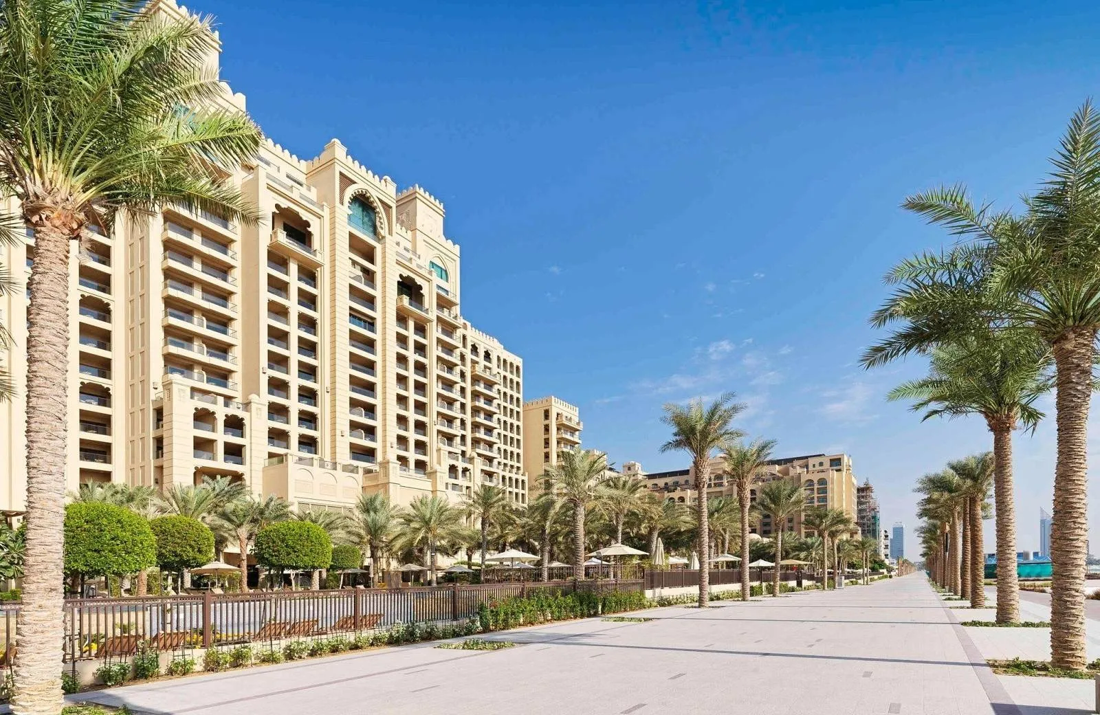 Fairmont The Palm 5*