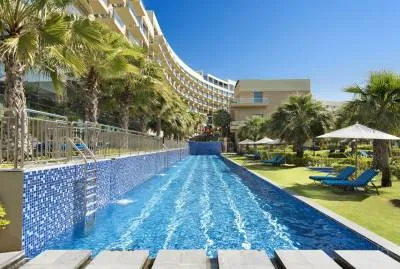 Rixos The Palm Hotel & Suites 5*