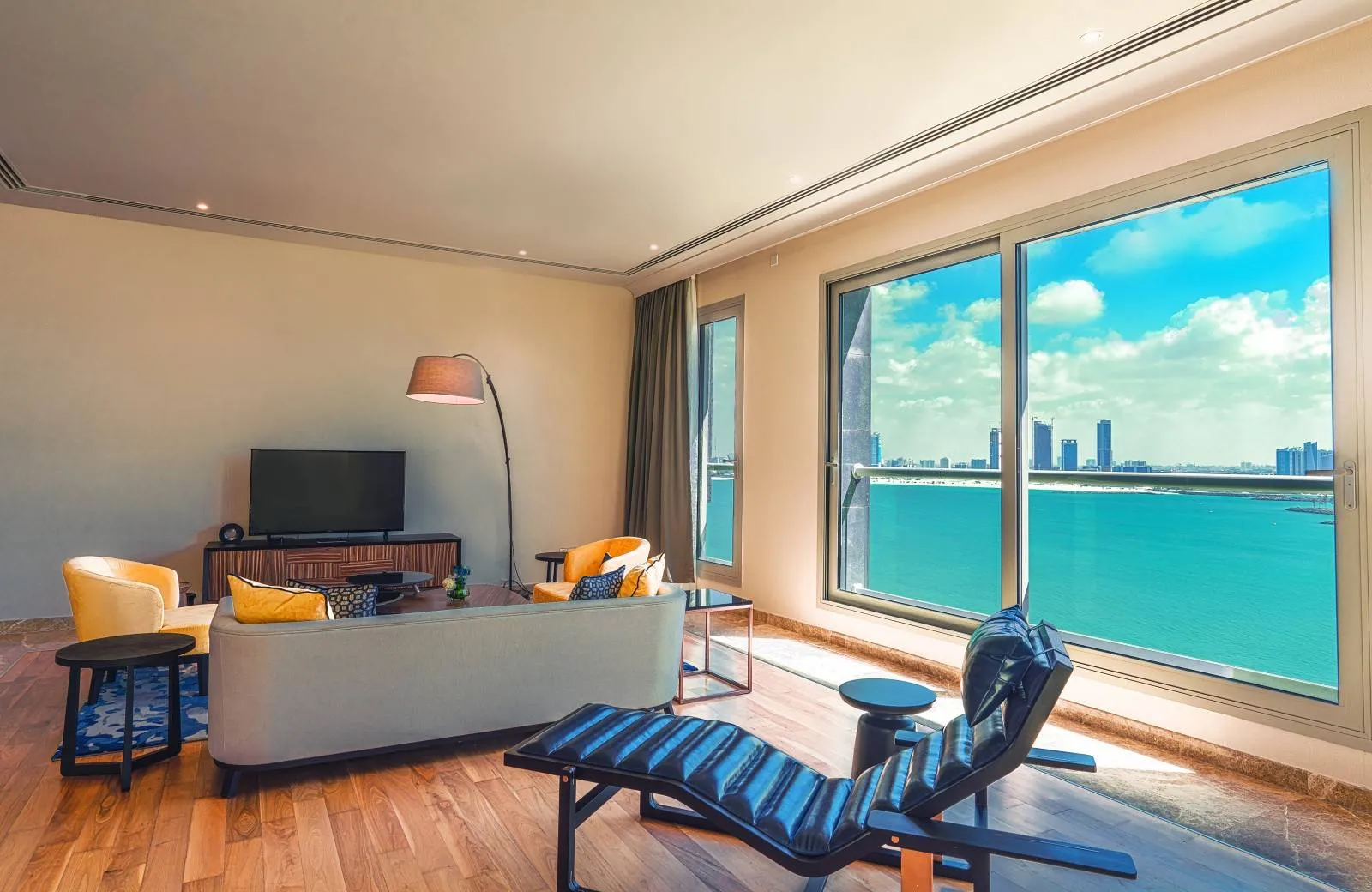 Rixos The Palm Hotel & Suites 5*