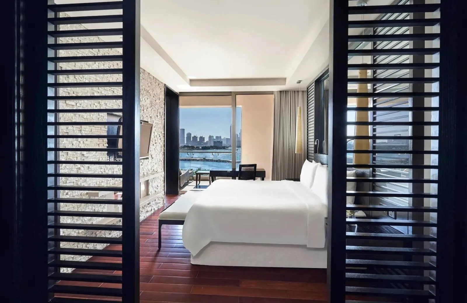 Rixos The Palm Hotel & Suites 5*