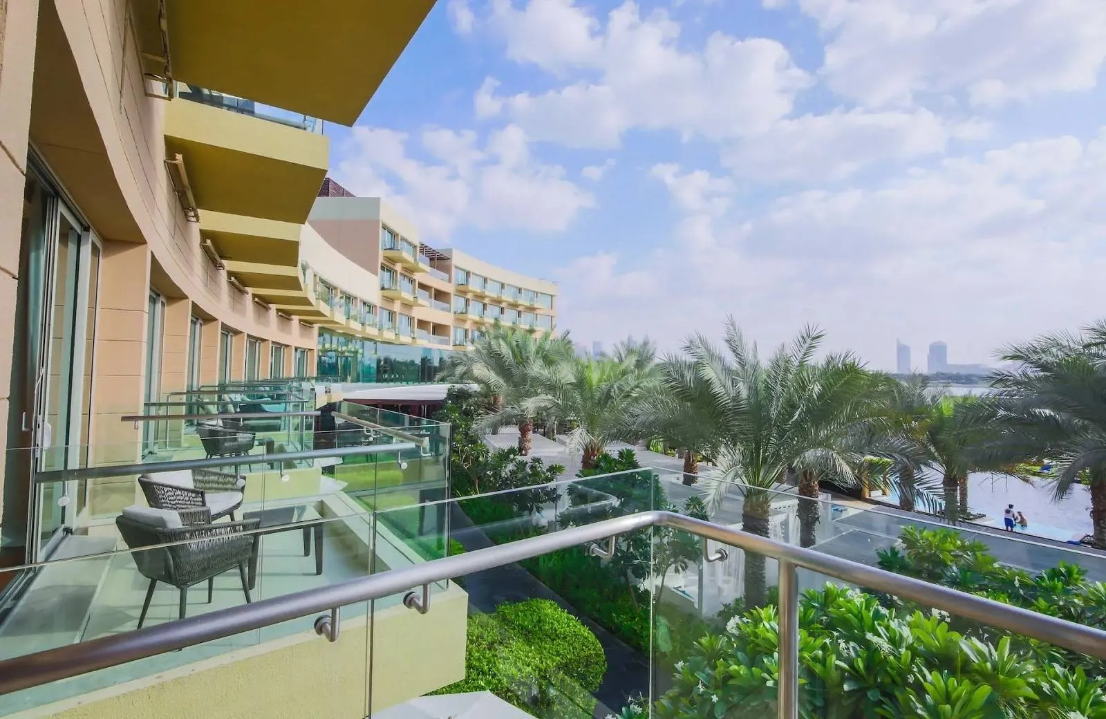 Rixos The Palm Hotel & Suites 5*