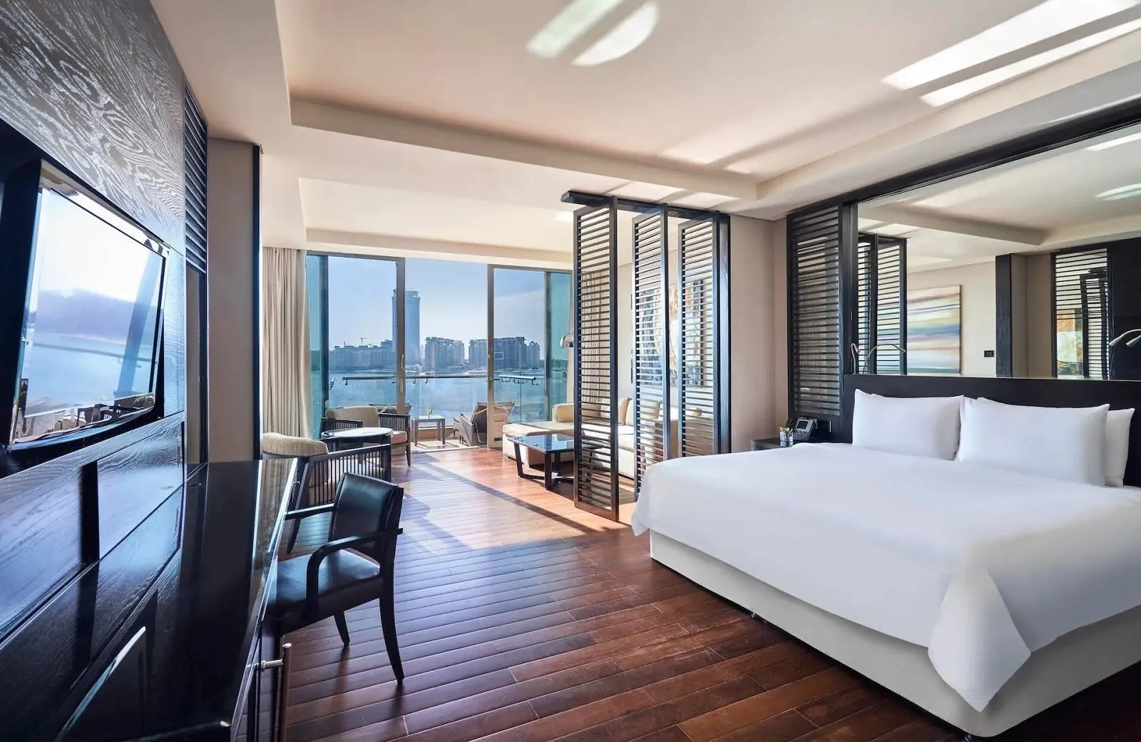 Rixos The Palm Hotel & Suites 5*