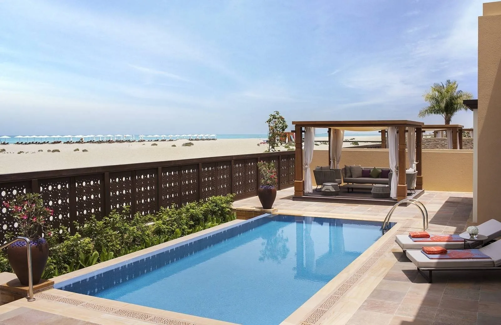 Saadiyat Rotana Resort & Villas - Abu Dhabi 5*