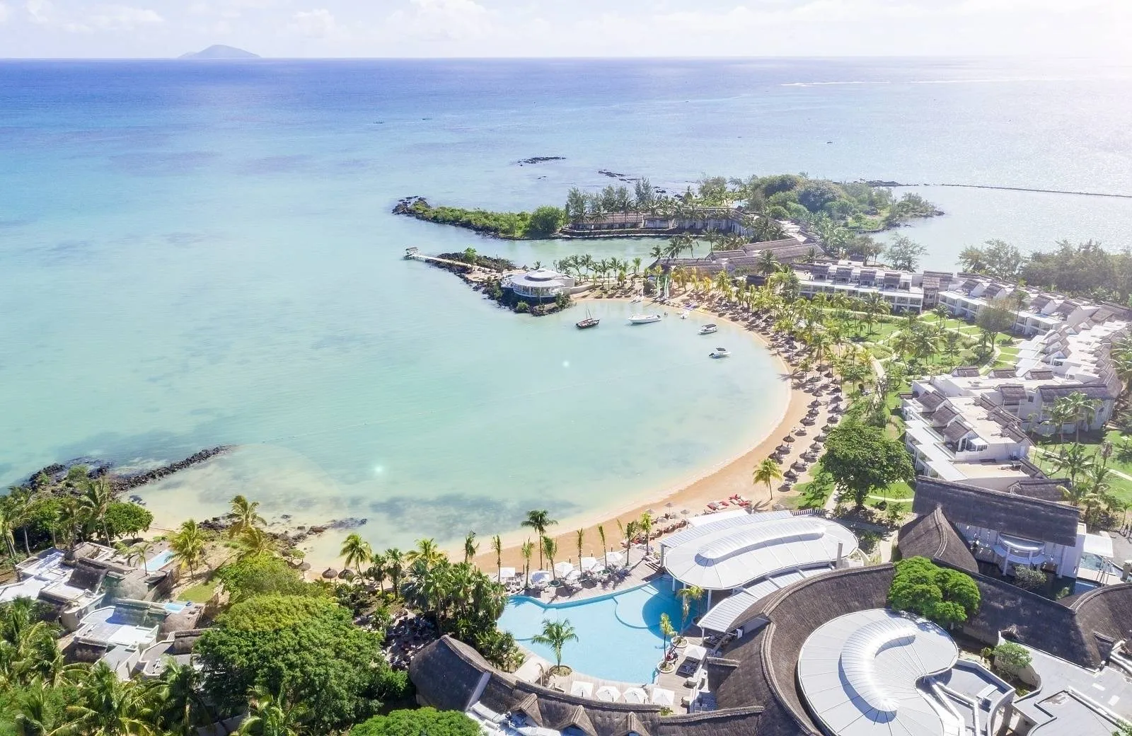 Plážový hotel LUX* Grand Gaube, ostrov Maurícius