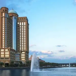 Sheraton Mall of the Emirates Hotel, Dubai 5*