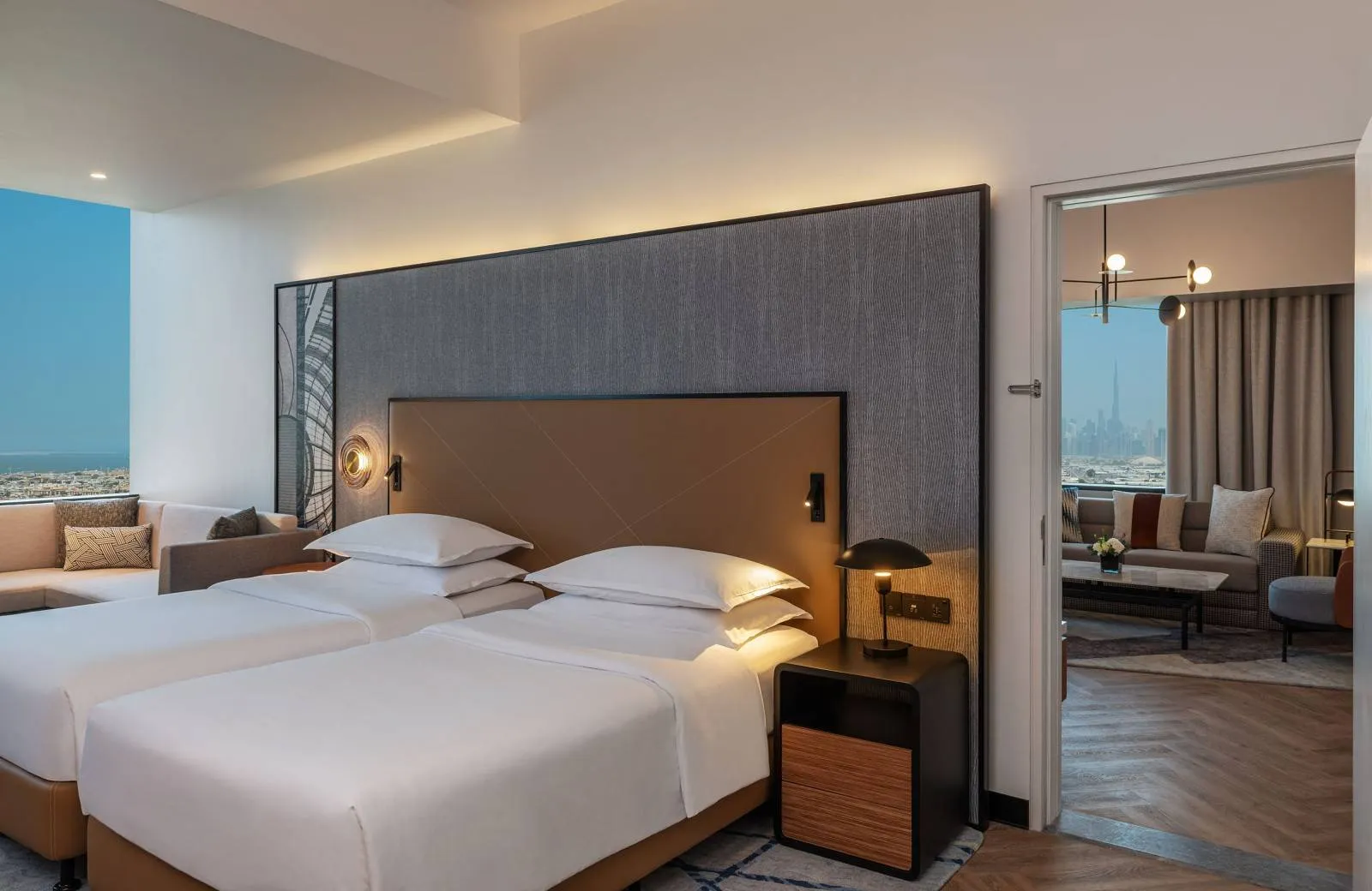 Sheraton Mall of the Emirates Hotel, Dubai 5*