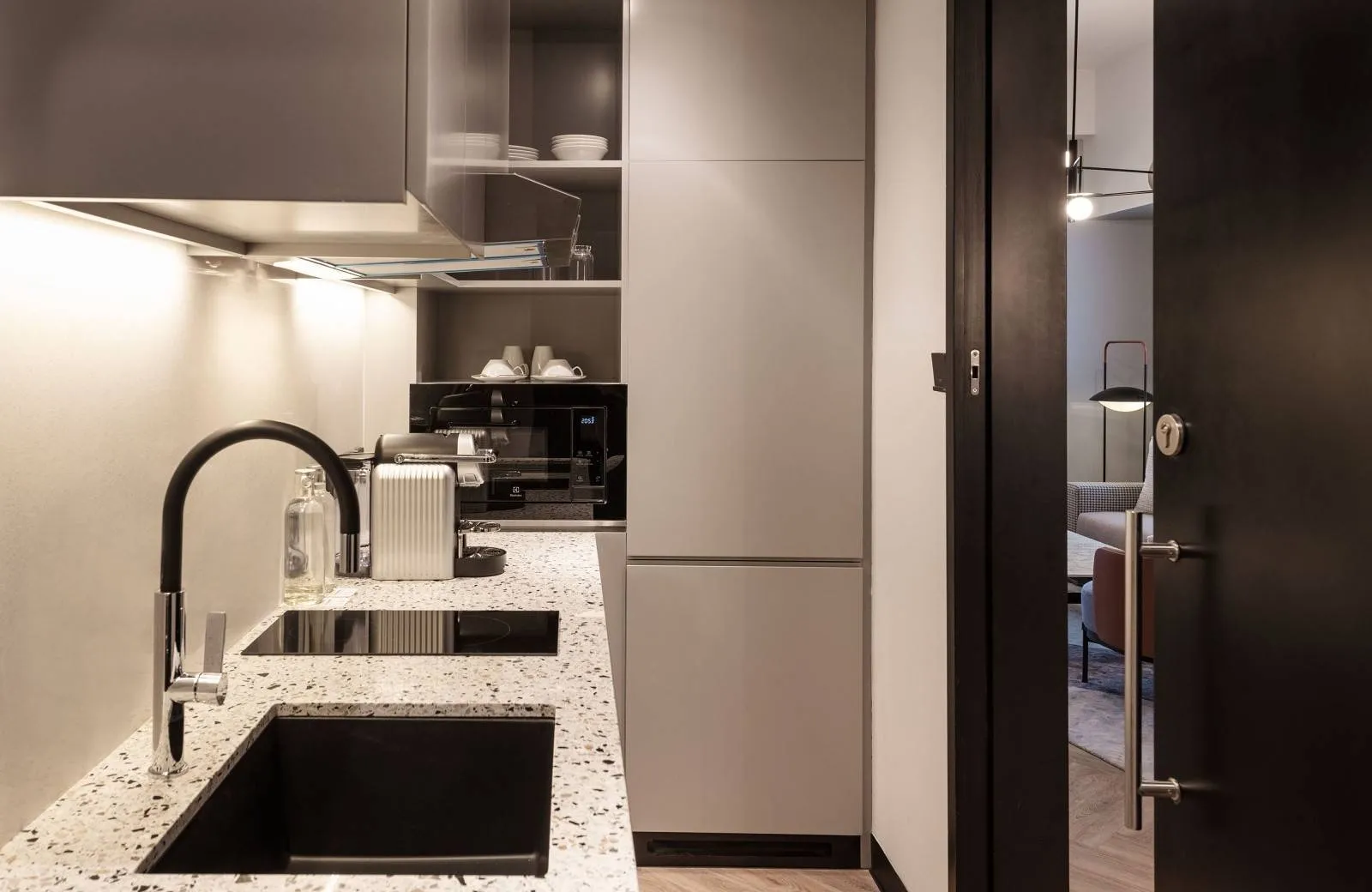 Sheraton Mall of the Emirates Hotel, Dubai 5*