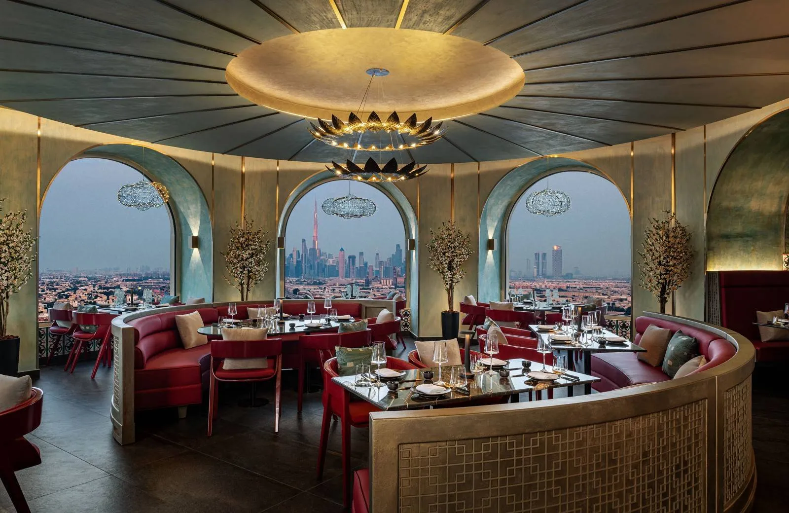 Sheraton Mall of the Emirates Hotel, Dubai 5*