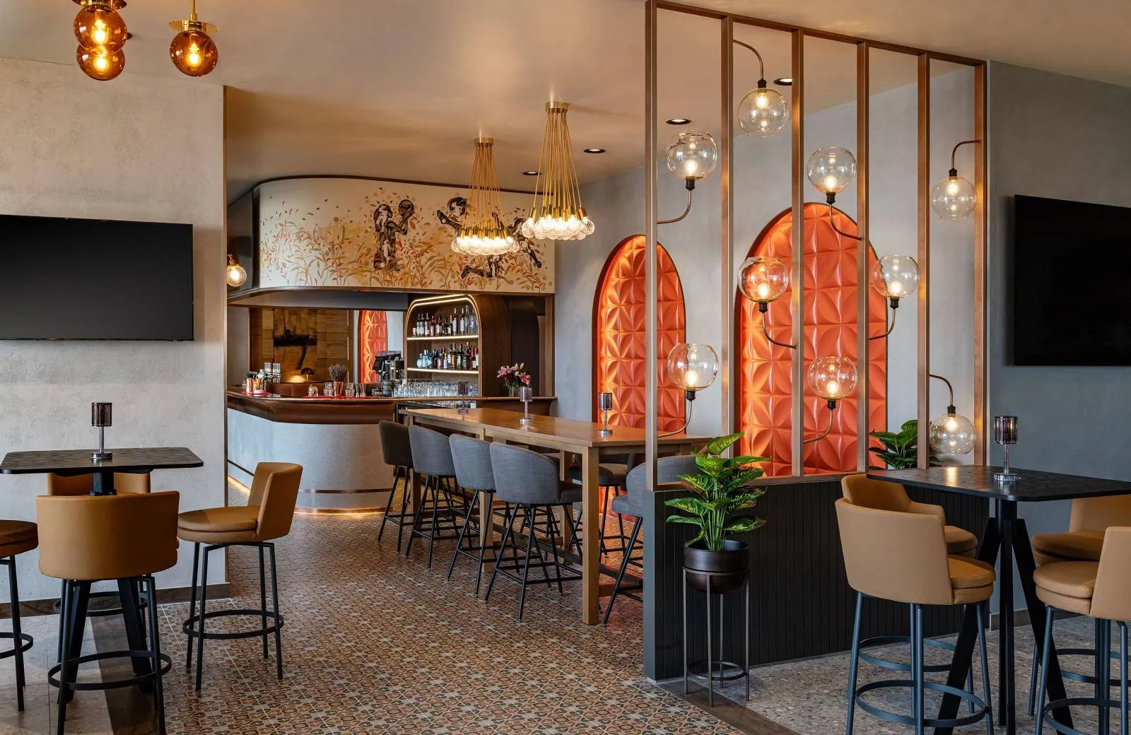 Sheraton Mall of the Emirates Hotel, Dubai 5*