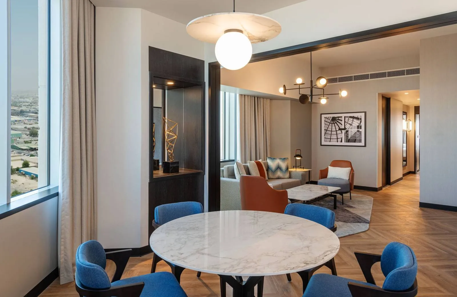 Sheraton Mall of the Emirates Hotel, Dubai 5*