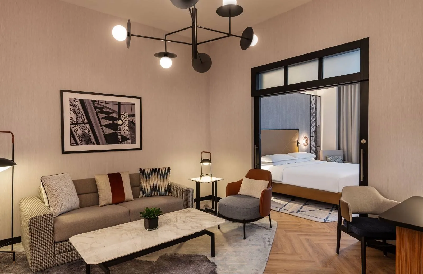 Sheraton Mall of the Emirates Hotel, Dubai 5*