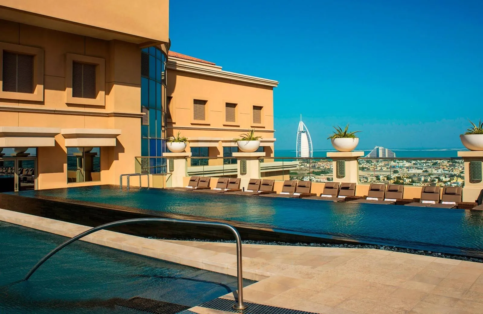 Sheraton Mall of the Emirates Hotel, Dubai 5*