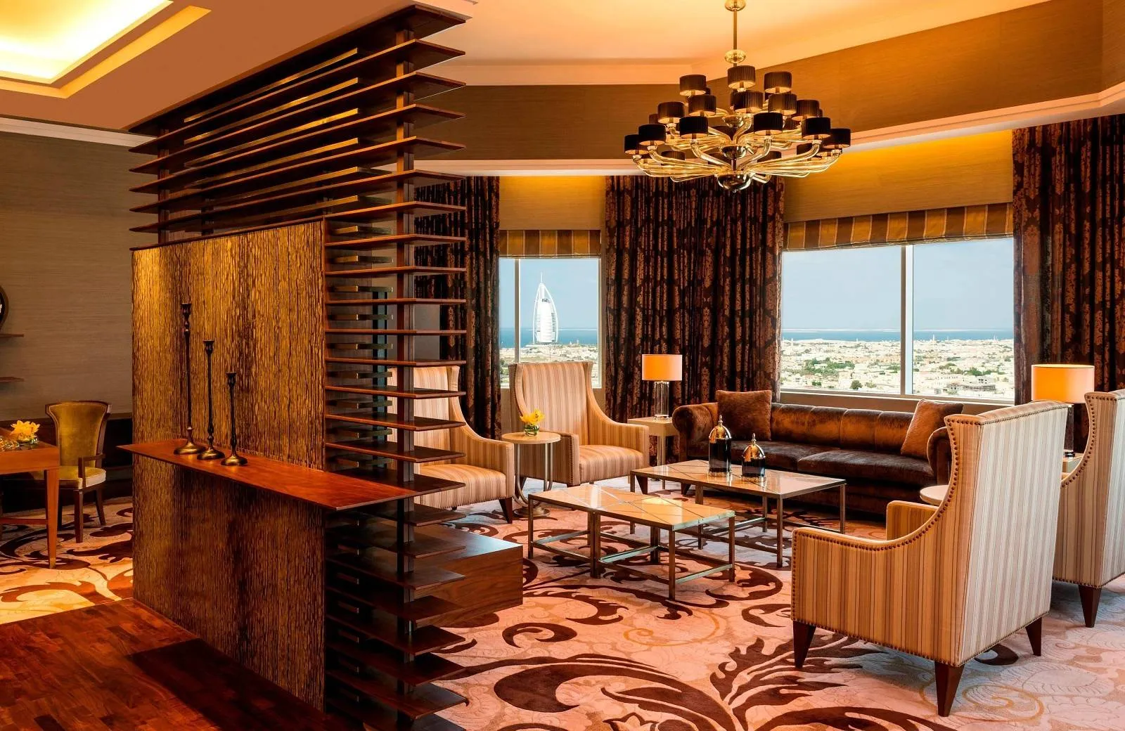 Sheraton Mall of the Emirates Hotel, Dubai 5*