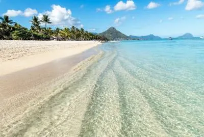 La Pirogue, A Sunlife Resort 4*