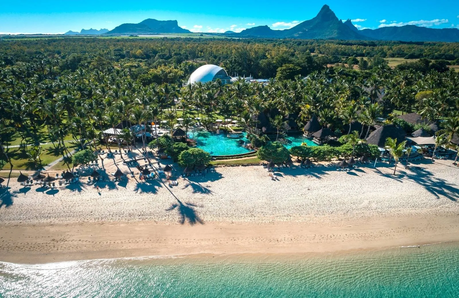 La Pirogue, A Sunlife Resort 4*