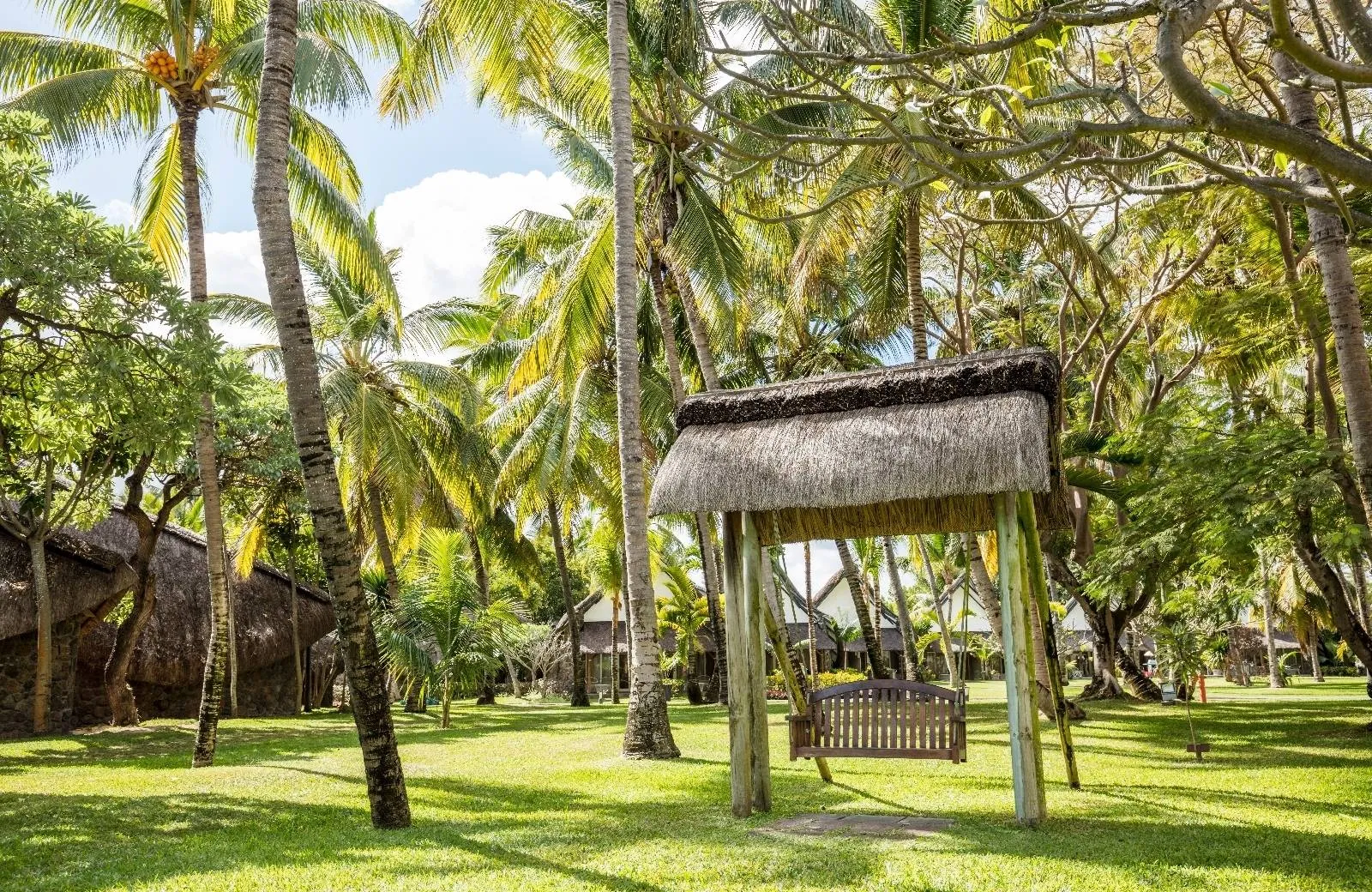 La Pirogue, A Sunlife Resort 4*